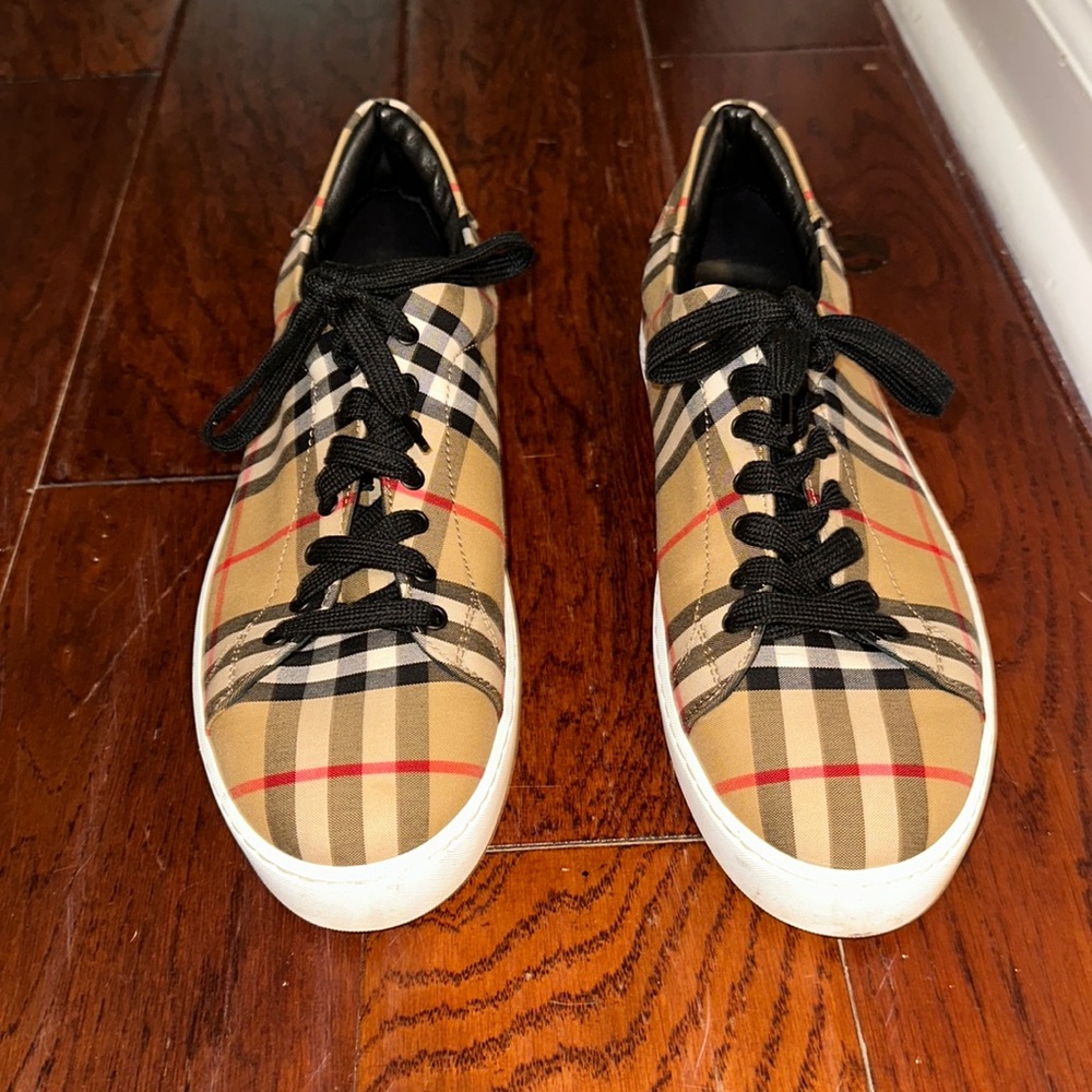 Burberry Fashion Sneakers